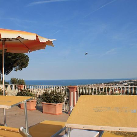 Il Parco Sul Mare Resort & Spa Tortoreto Exterior photo
