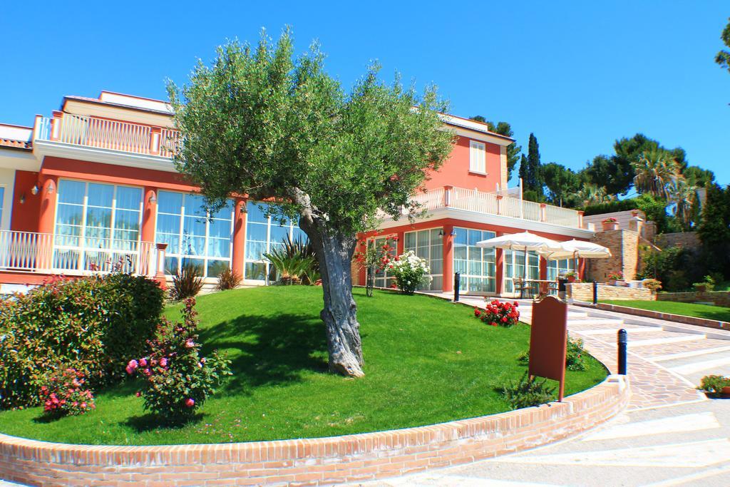 Il Parco Sul Mare Resort & Spa Tortoreto Exterior photo